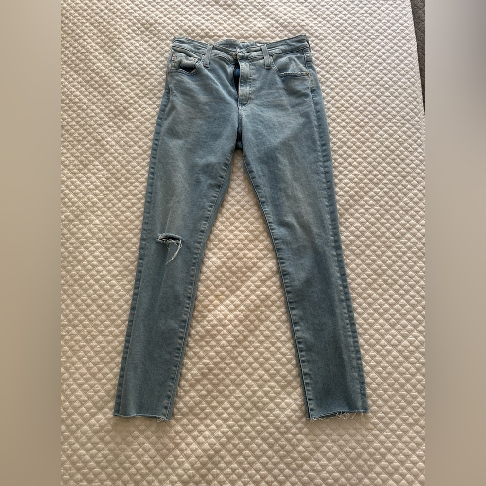AG jeans Farrah ankle skinny distressed 29